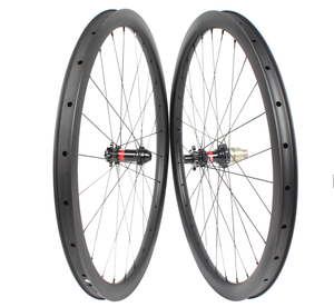 Open image in slideshow, Gravel Bike Wheelset - Grv-A 35c Carbon 650b
